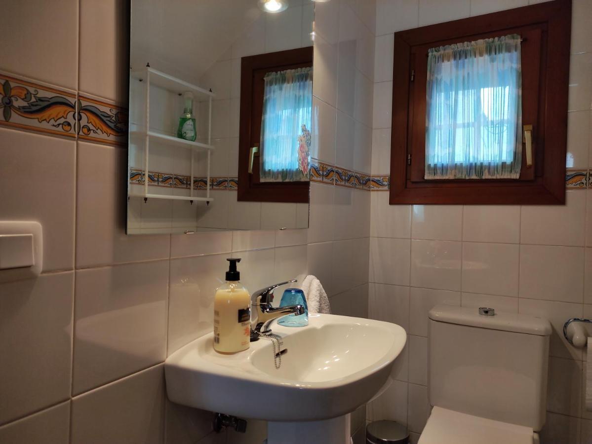 Entretorres. Casa-Duplex En Centro Historico. Apartment การ์โมนา ภายนอก รูปภาพ