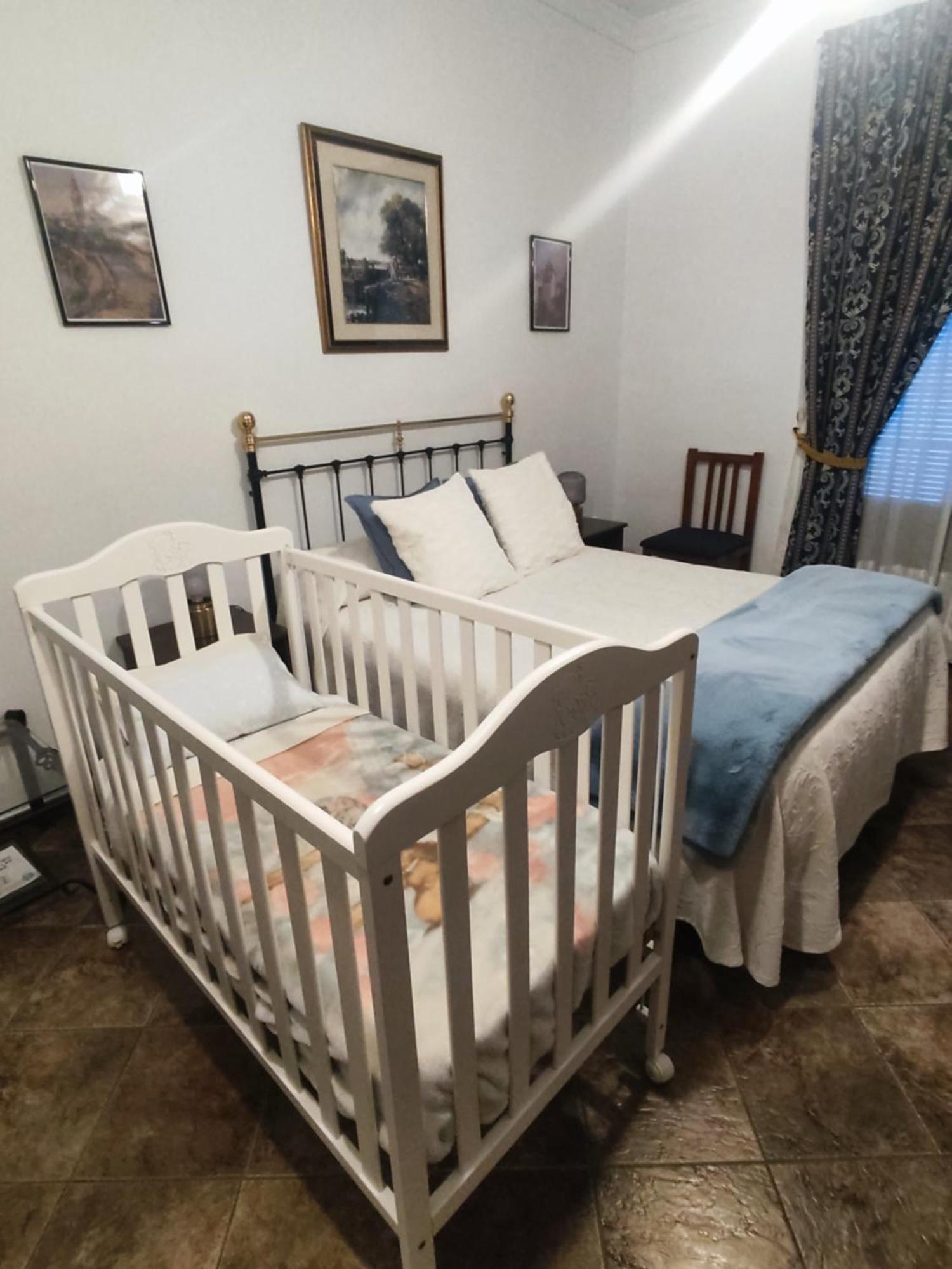 Entretorres. Casa-Duplex En Centro Historico. Apartment การ์โมนา ภายนอก รูปภาพ